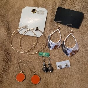 Fashion Jewelry / Earrings Lot (5x)